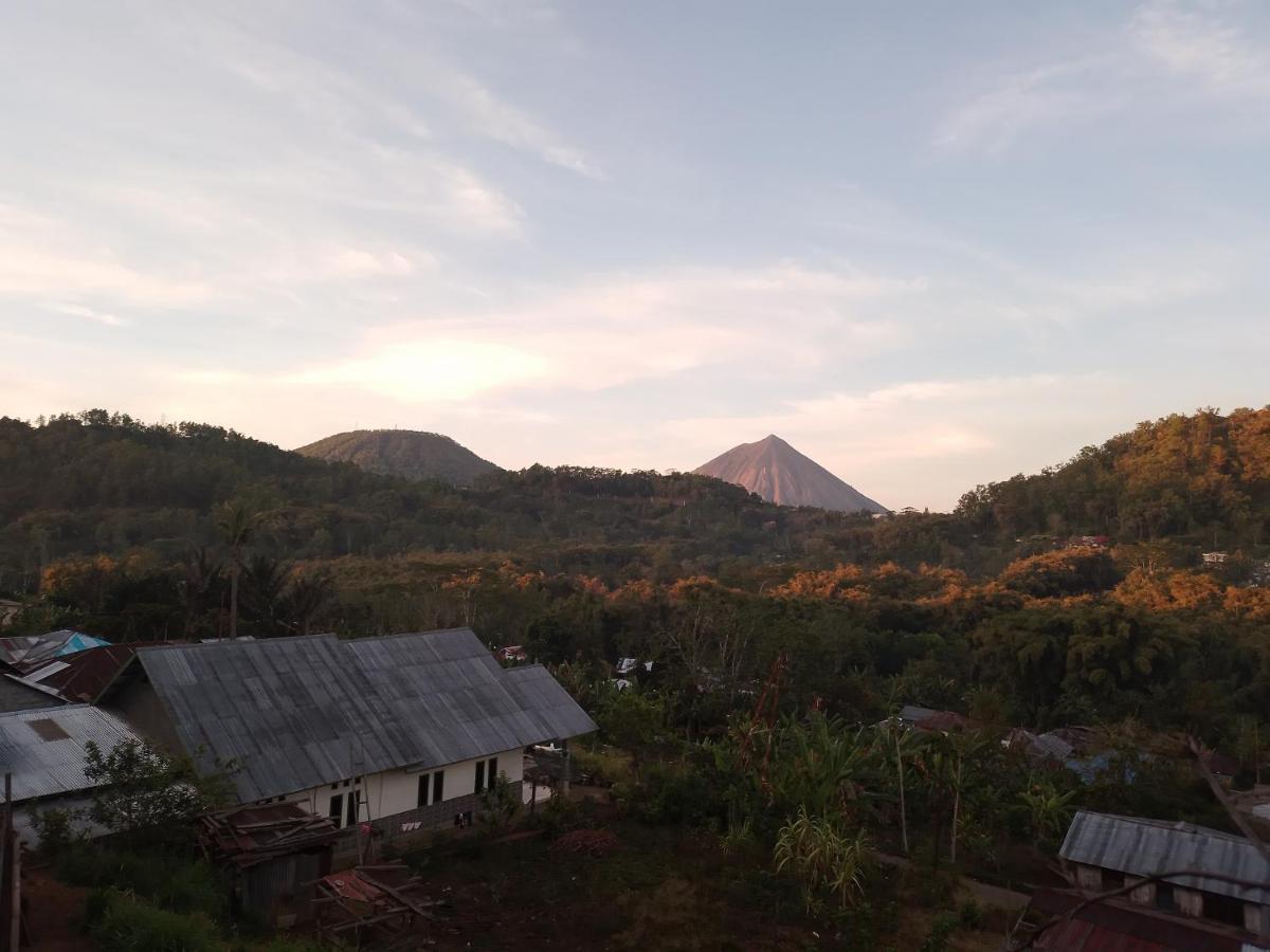 Kristian Homestay Bajawa Luaran gambar